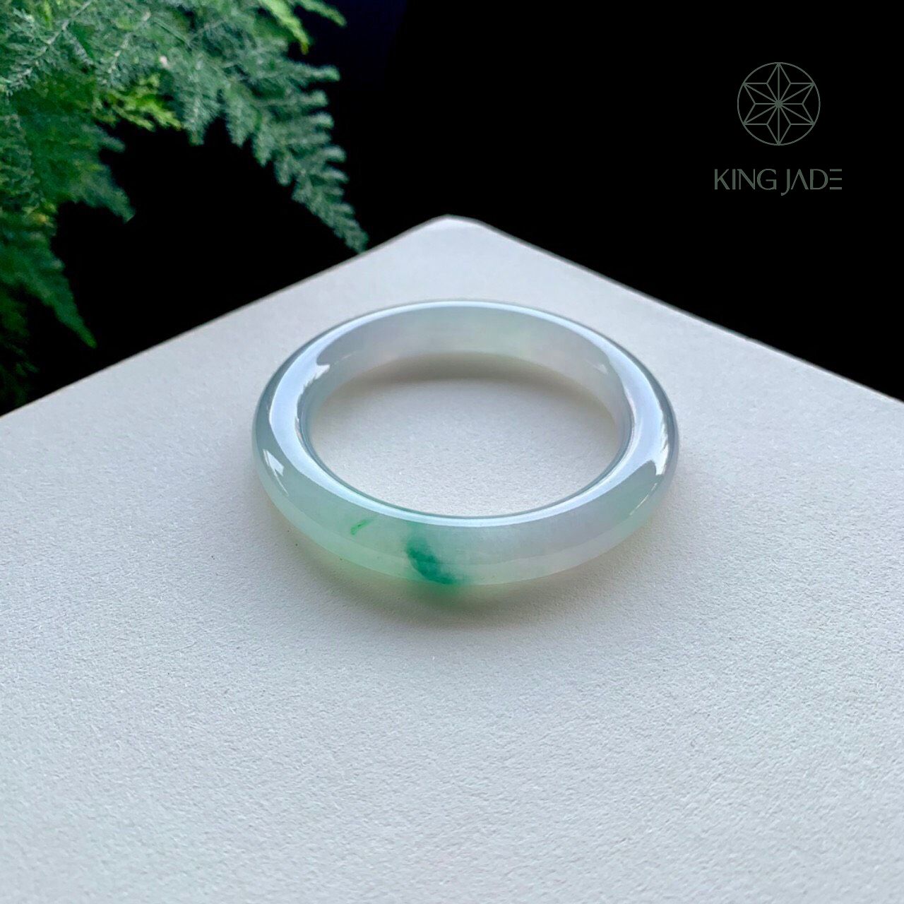 Vòng Ngọc Phỉ Thúy King Jade 028 - Đơn Giản nhưng không Đơn Điệu