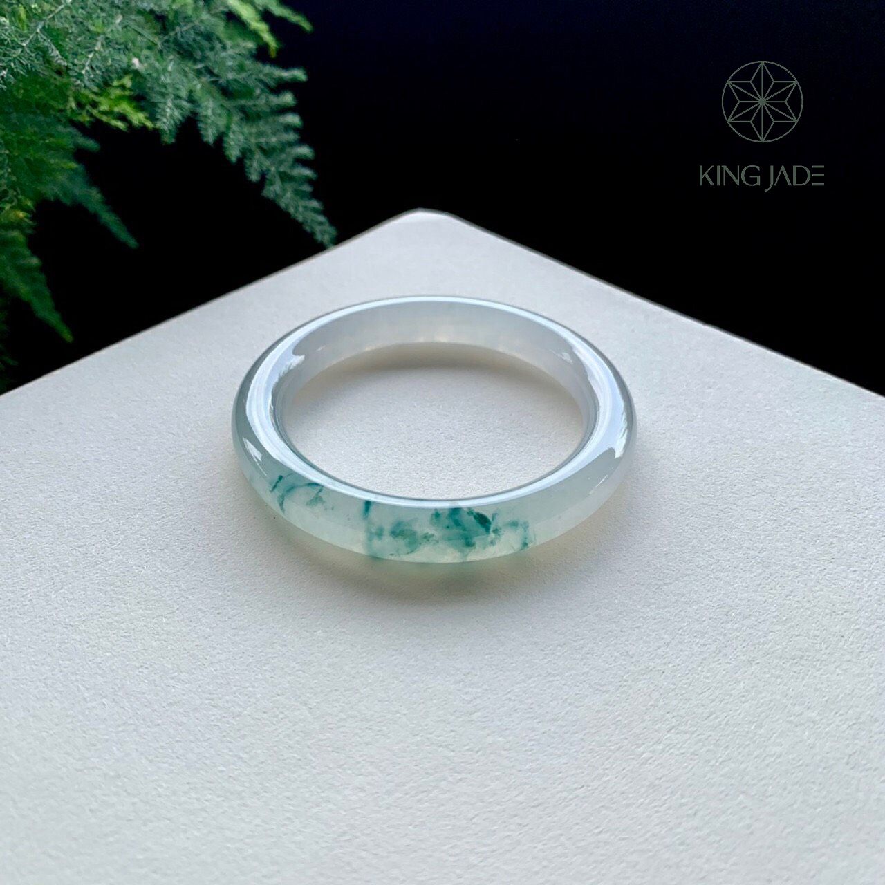 Vòng Ngọc Phỉ Thúy King Jade 031 - Bông Hoa Đơn Sắc
