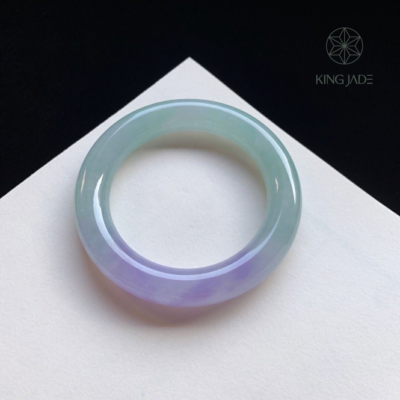 Vòng Ngọc Phỉ Thúy King Jade 038 - Sắc Màu Quyến Rũ